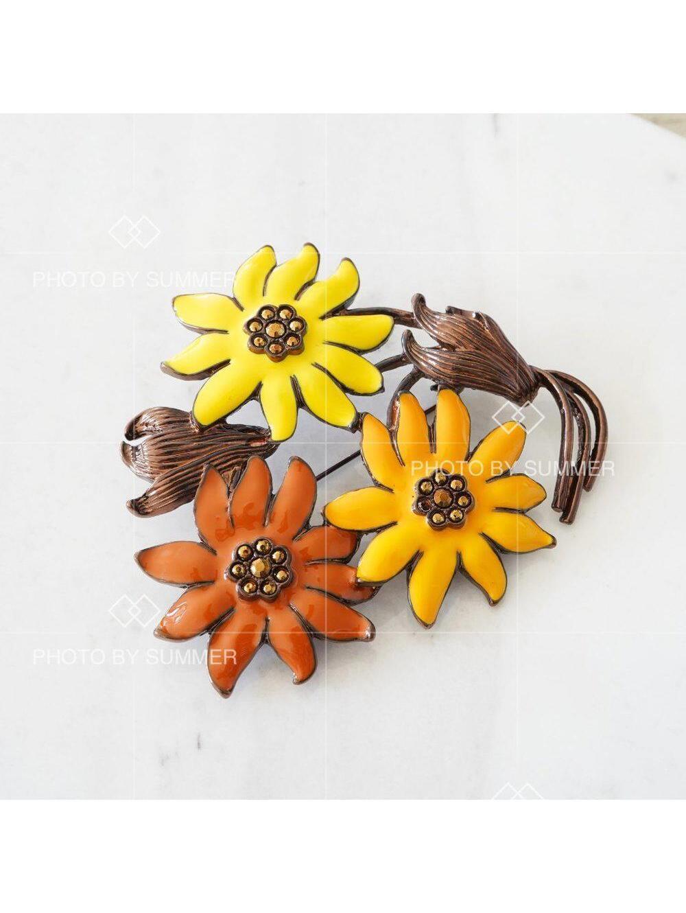 Uterque Enamel Flower Cluster Brooch